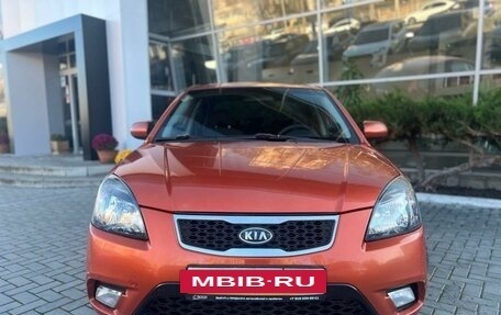 KIA Rio II, 2010 год, 820 000 рублей, 2 фотография