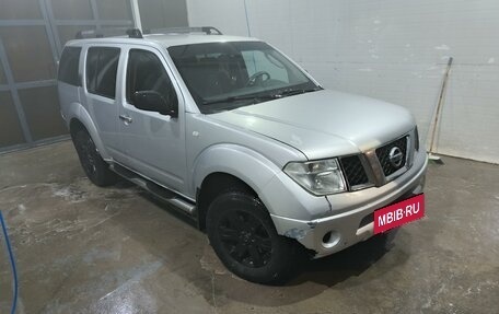 Nissan Pathfinder, 2005 год, 1 100 000 рублей, 3 фотография