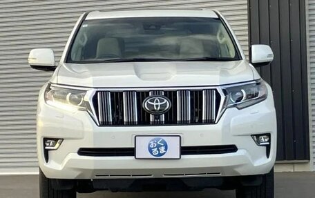 Toyota Land Cruiser Prado 150 рестайлинг 2, 2021 год, 5 050 000 рублей, 2 фотография