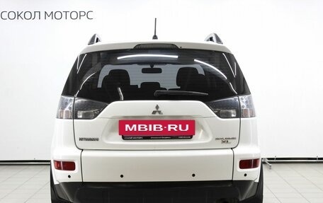 Mitsubishi Outlander III рестайлинг 3, 2012 год, 1 599 000 рублей, 4 фотография