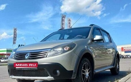 Renault Sandero I, 2013 год, 660 000 рублей, 3 фотография