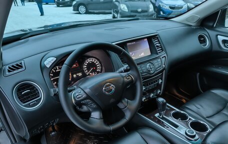 Nissan Pathfinder, 2015 год, 2 159 000 рублей, 12 фотография