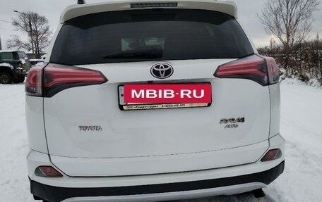 Toyota RAV4, 2016 год, 2 560 000 рублей, 3 фотография