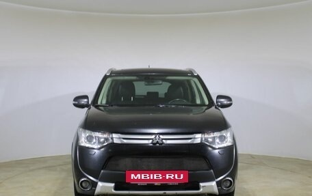 Mitsubishi Outlander III рестайлинг 3, 2014 год, 1 950 000 рублей, 2 фотография