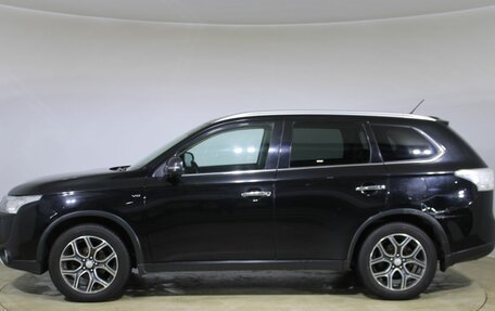 Mitsubishi Outlander III рестайлинг 3, 2014 год, 1 950 000 рублей, 8 фотография