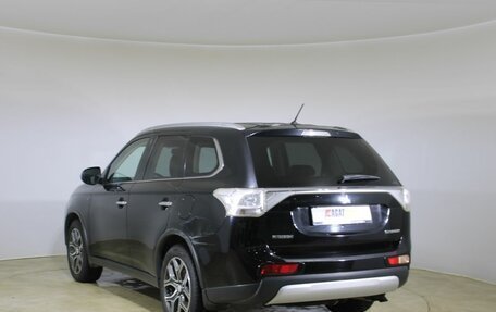 Mitsubishi Outlander III рестайлинг 3, 2014 год, 1 950 000 рублей, 7 фотография