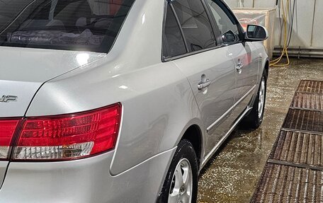 Hyundai Sonata VI, 2005 год, 750 000 рублей, 1 фотография