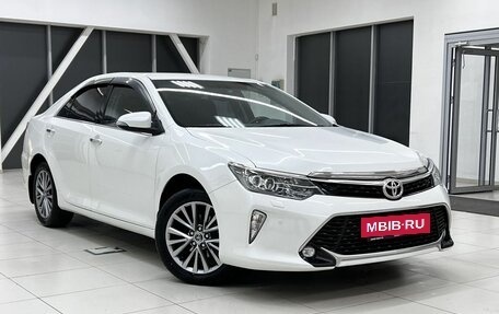 Toyota Camry, 2017 год, 2 780 000 рублей, 4 фотография