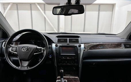 Toyota Camry, 2017 год, 2 780 000 рублей, 14 фотография