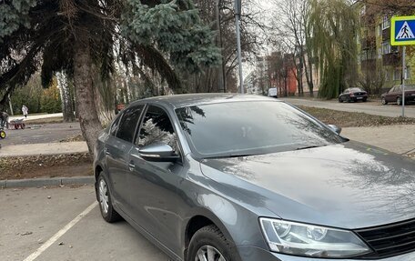 Volkswagen Jetta VI, 2016 год, 1 545 000 рублей, 2 фотография