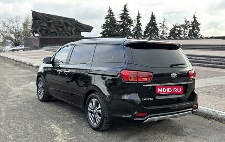 KIA Carnival III, 2019 год, 3 450 000 рублей, 3 фотография