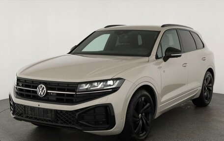 Volkswagen Touareg III, 2024 год, 13 369 674 рублей, 2 фотография