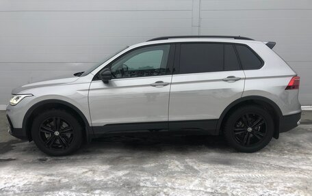 Volkswagen Tiguan II, 2021 год, 3 779 000 рублей, 6 фотография