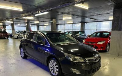 Opel Astra J, 2010 год, 700 000 рублей, 1 фотография