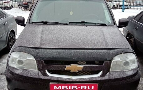 Chevrolet Niva I рестайлинг, 2012 год, 600 000 рублей, 2 фотография