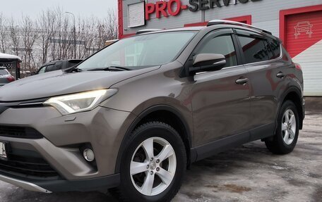 Toyota RAV4, 2015 год, 2 250 000 рублей, 9 фотография