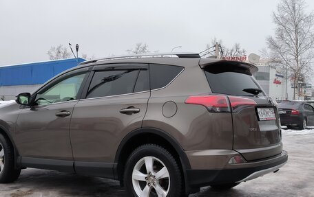 Toyota RAV4, 2015 год, 2 250 000 рублей, 12 фотография