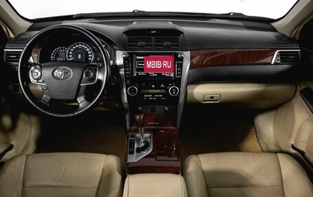 Toyota Camry, 2013 год, 1 700 000 рублей, 15 фотография