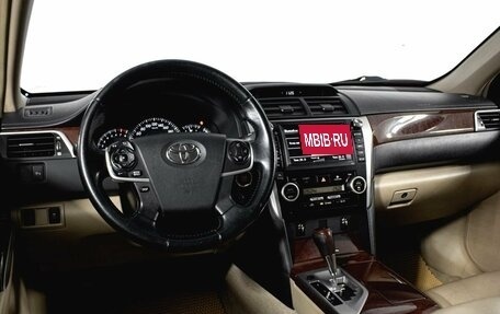 Toyota Camry, 2013 год, 1 700 000 рублей, 23 фотография