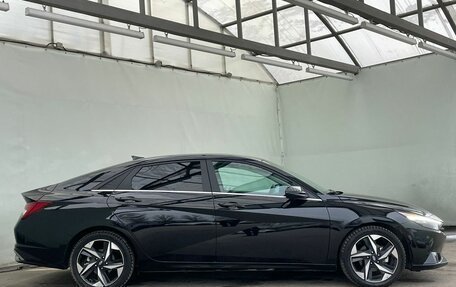 Hyundai Elantra, 2021 год, 2 500 000 рублей, 8 фотография