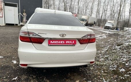 Toyota Camry, 2017 год, 2 780 000 рублей, 9 фотография