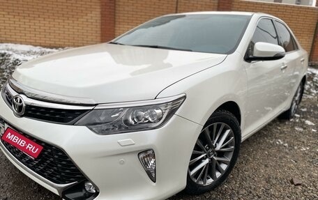 Toyota Camry, 2017 год, 2 780 000 рублей, 6 фотография