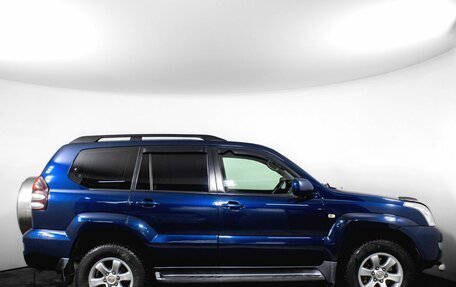 Toyota Land Cruiser Prado 120 рестайлинг, 2006 год, 1 920 000 рублей, 5 фотография