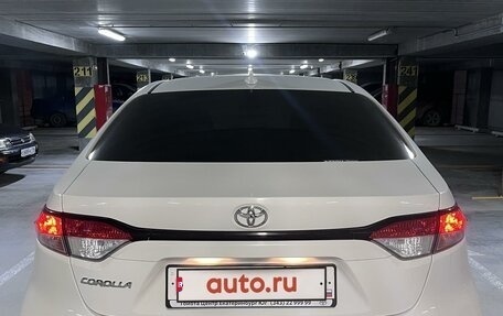 Toyota Corolla, 2019 год, 1 990 000 рублей, 6 фотография