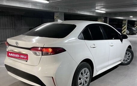 Toyota Corolla, 2019 год, 1 990 000 рублей, 7 фотография