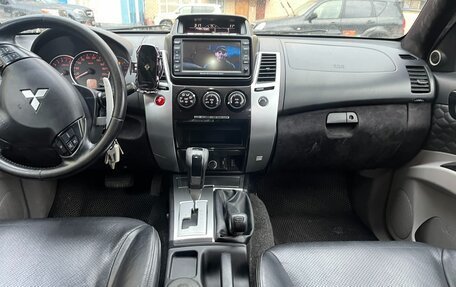 Mitsubishi Pajero Sport II рестайлинг, 2010 год, 1 890 000 рублей, 12 фотография