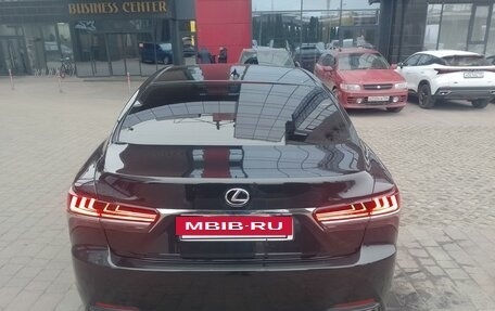 Lexus LS IV, 2018 год, 5 200 000 рублей, 4 фотография