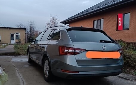 Skoda Superb III рестайлинг, 2017 год, 2 100 000 рублей, 3 фотография