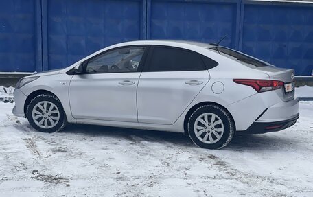 Hyundai Solaris II рестайлинг, 2020 год, 1 420 000 рублей, 9 фотография