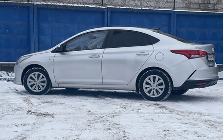 Hyundai Solaris II рестайлинг, 2020 год, 1 420 000 рублей, 8 фотография