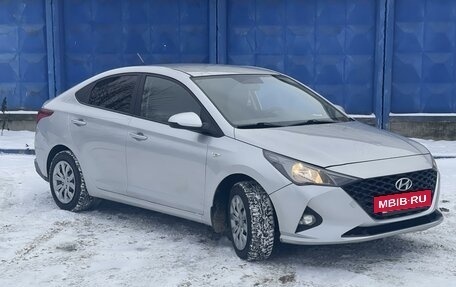 Hyundai Solaris II рестайлинг, 2020 год, 1 420 000 рублей, 14 фотография