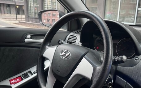 Hyundai Solaris II рестайлинг, 2012 год, 945 000 рублей, 18 фотография