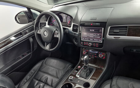 Volkswagen Touareg III, 2013 год, 2 047 000 рублей, 17 фотография