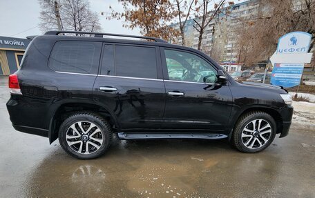 Toyota Land Cruiser 200, 2016 год, 6 500 000 рублей, 4 фотография