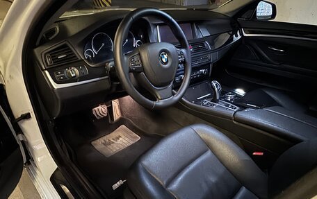 BMW 5 серия, 2014 год, 2 700 000 рублей, 7 фотография