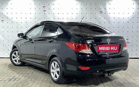 Hyundai Solaris II рестайлинг, 2013 год, 970 000 рублей, 5 фотография