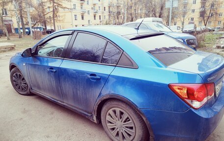 Chevrolet Cruze II, 2009 год, 625 000 рублей, 4 фотография