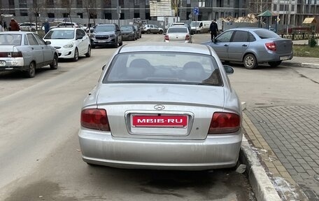 Hyundai Sonata IV рестайлинг, 2004 год, 272 000 рублей, 4 фотография