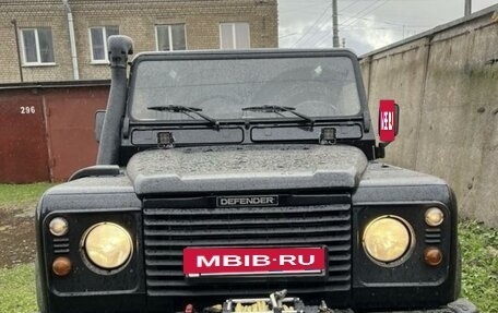 Land Rover Defender I, 2006 год, 2 350 000 рублей, 2 фотография