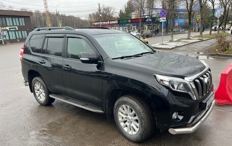 Toyota Land Cruiser Prado 150 рестайлинг 2, 2013 год, 3 600 000 рублей, 1 фотография