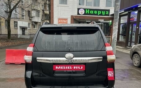 Toyota Land Cruiser Prado 150 рестайлинг 2, 2013 год, 3 600 000 рублей, 6 фотография