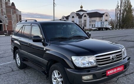 Toyota Land Cruiser 100 рестайлинг 2, 2006 год, 3 000 000 рублей, 2 фотография