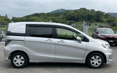 Honda Freed I, 2016 год, 960 000 рублей, 3 фотография