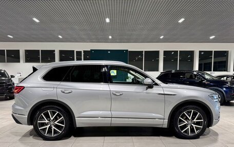 Volkswagen Touareg III, 2019 год, 6 180 000 рублей, 2 фотография