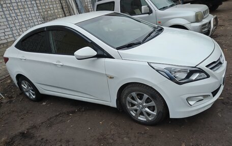 Hyundai Solaris II рестайлинг, 2016 год, 1 160 000 рублей, 24 фотография