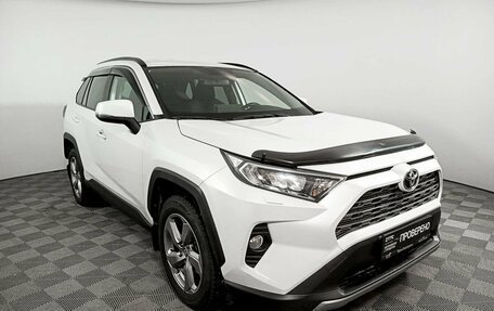 Toyota RAV4, 2020 год, 3 600 000 рублей, 3 фотография